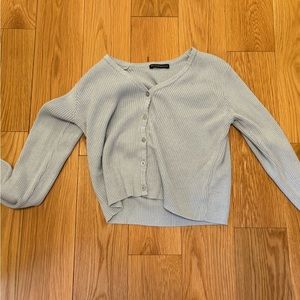 Brandy Melville cropped long sleeve button up